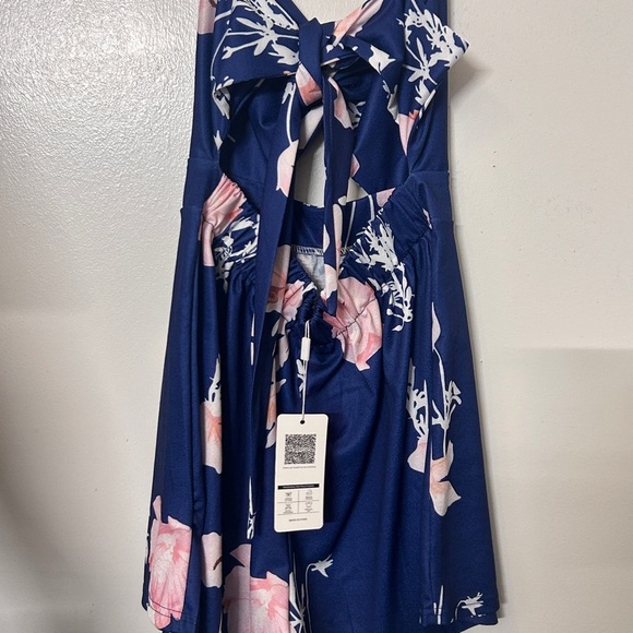 Floral Romper Angashion Spaghetti Strap Cutout Backless Navy Blue - Picture 2 of 4